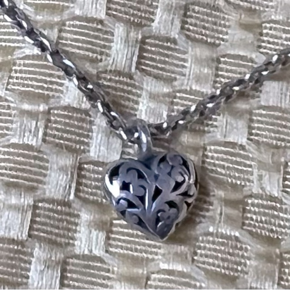 Lois Hill Mini-Heart Silver Necklace